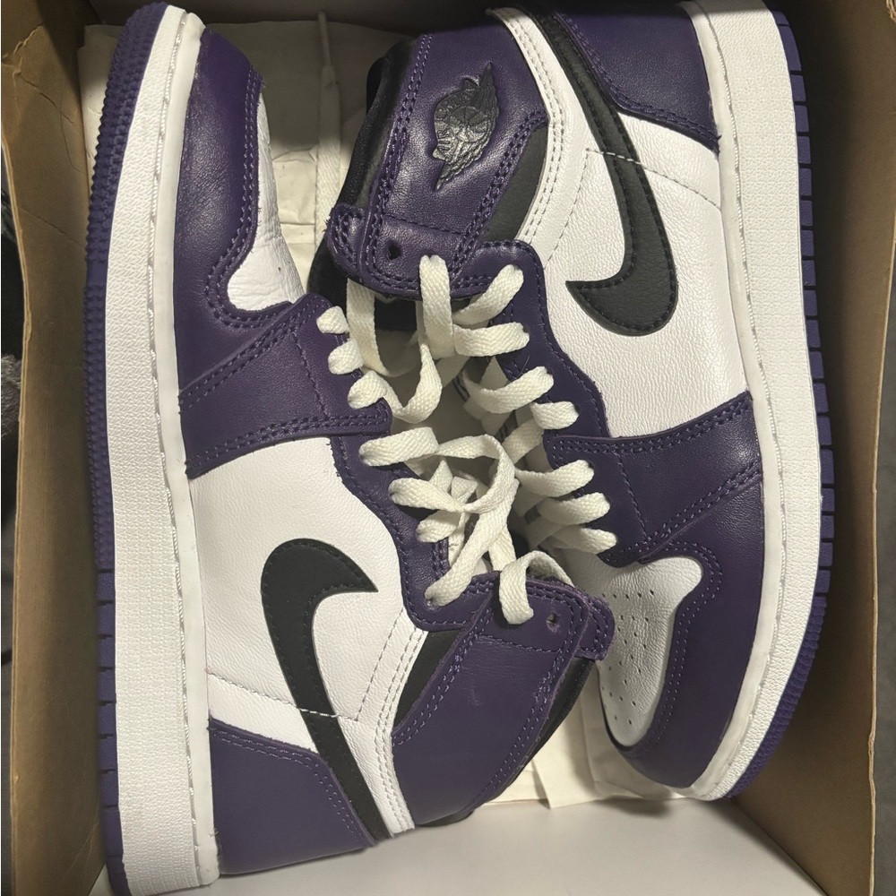 Nike Air Jordan 1 Retro High Purple White Sneakers
